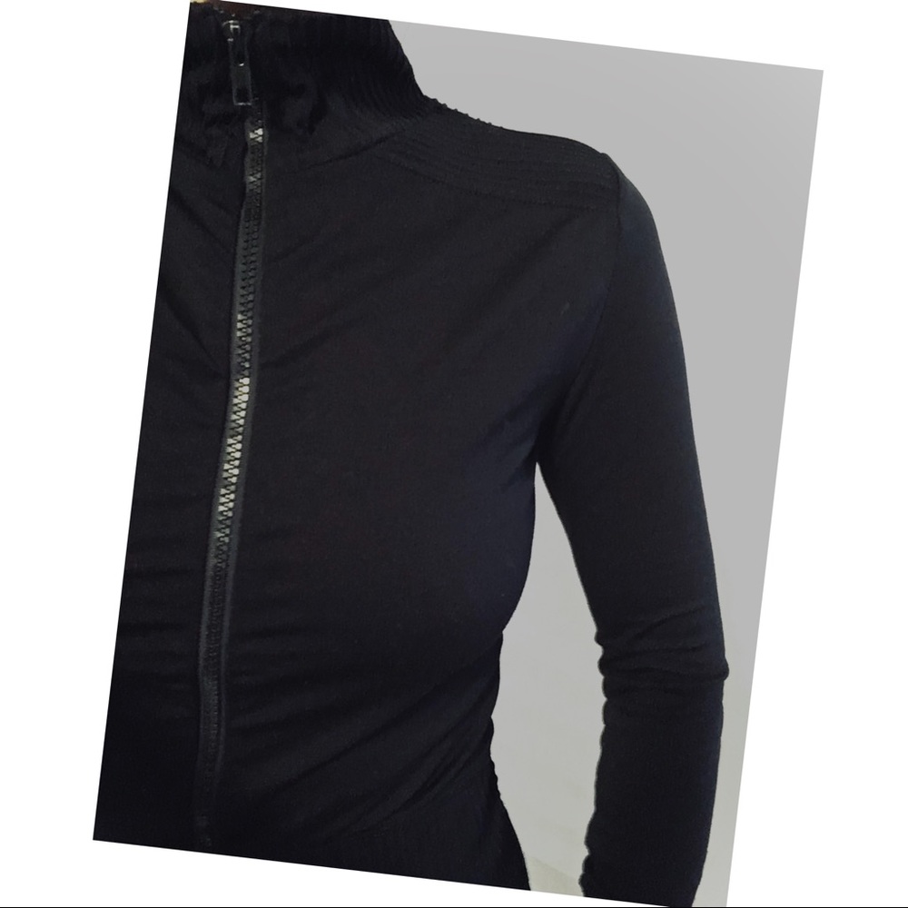 Body Fitting Zip Up Minimal Track Jacket Blouse